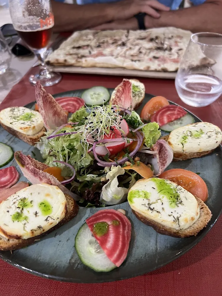 Salade de Chèvre Chaude